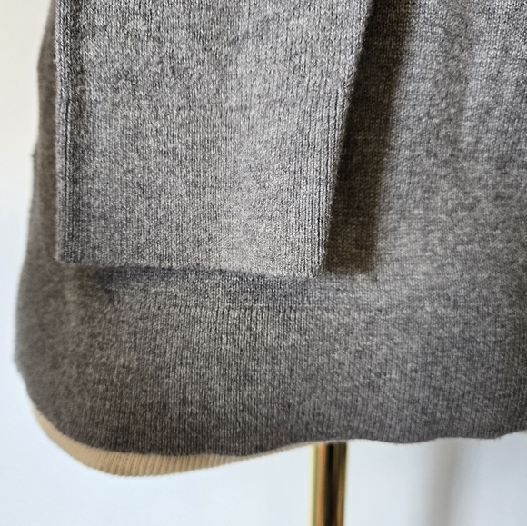 BANANA REPUBLIC Factory Grey Lightweight Pug Sweater. Size XS - Picture 6 of 10